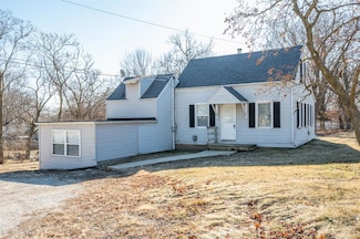 1230 Mckinley Ave, Des Moines, IA 50315