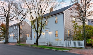 45 Pleasant St, Nantucket, MA 02554