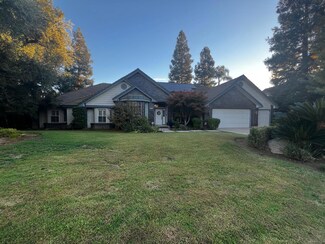 2489 W Beechwood Ave, Fresno, CA 93711