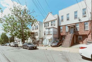 28 Spruce St, Jersey City, NJ 07306
