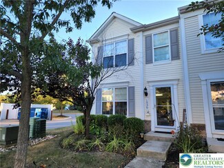 1536 Artisan Ct, Breinigsville, PA 18031