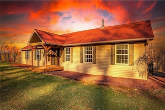 90 Coffeys Crossing Rd, Washington, PA 15301