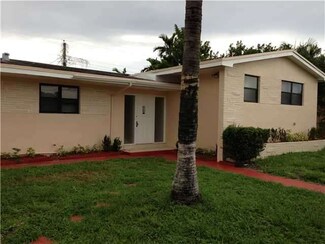 545 NE 179th Dr, North Miami Beach, FL 33162