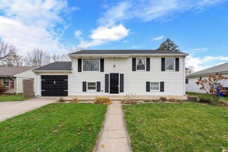 2213 Pebble Beach Dr, Kokomo, IN 46902