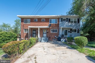 630 Hampton Dr, Oxon Hill, MD 20745