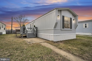 21 Marilyn Dr, Carlisle, PA 17013