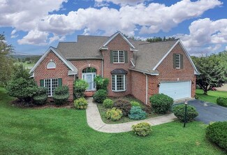 17 New Cameron Dr, Lexington, VA 24450