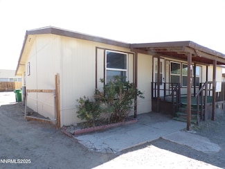 863 Jennys Ln, Fernley, NV 89408