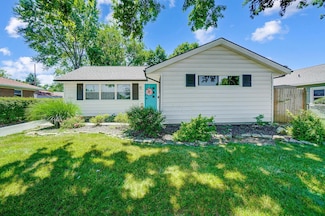 4851 Hillcrest St N, Hilliard, OH 43026