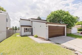 2605 29th Ave S, Moorhead, MN 56560