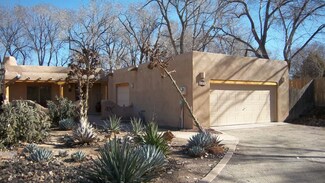 336 Nara Visa Ct NW, Los Ranchos, NM 87107
