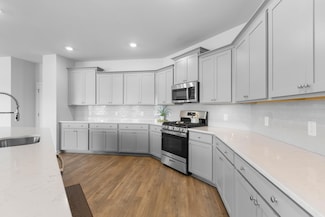 211 Squire Pope Rd, Summerville, SC 29486