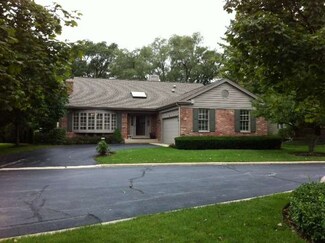 39 Ravenscraig Ln Unit 50, Inverness, IL 60067