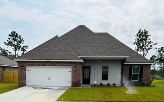 3006 Thunderbolt Dr, Crestview, FL 32539