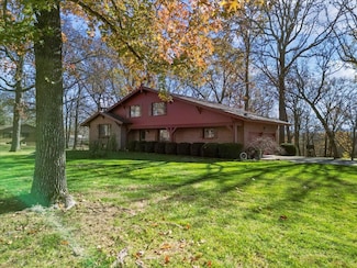 2112 Cambridge Dr, West Plains, MO 65775