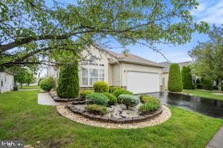 46 Kensington Rd, Manchester Township, NJ 08759