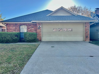 1318 Mission St, Duncanville, TX 75137