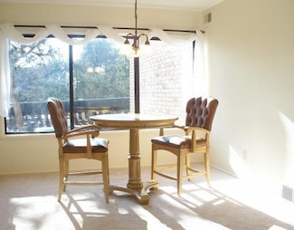 1215 S Maple Rd Unit 203, Ann Arbor, MI 48103