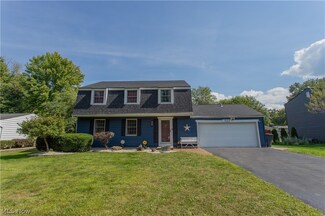 543 Laurelwood Dr SE, Warren, OH 44484