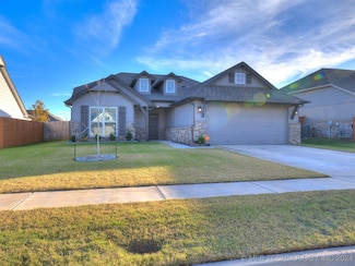 3133 W Albuquerque St, Broken Arrow, OK 74011