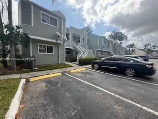 3437 NW 44th St Unit 101, Lauderdale Lakes, FL 33309