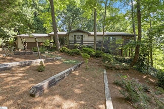 56 Cardinal Cir, Tryon, NC 28782