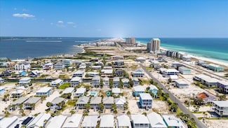 1487 Homeport Dr, Navarre, FL 32566