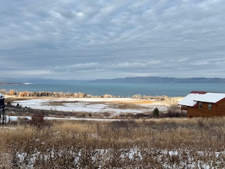 1470 N Trapper Loop, Garden City, UT 84028