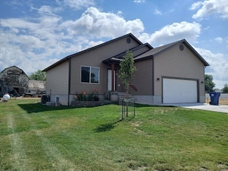 326 S 3rd St E, Downey, ID 83234