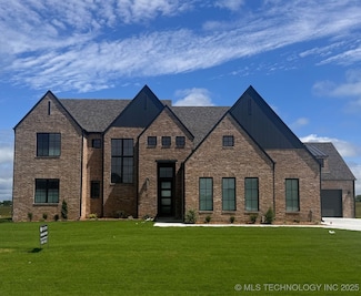 21 W 164th Place S, Glenpool, OK 74033