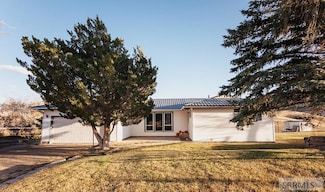 24 Thomas Ave, Salmon, ID 83467