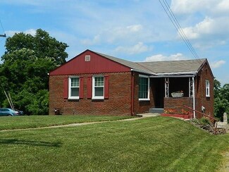 220 Hoffman Rd, Pittsburgh, PA 15212