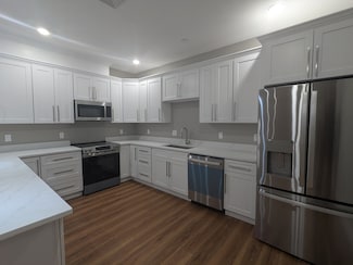 13 Nahant St Unit 2B, Lynn, MA 01902