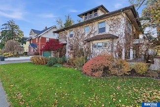 2108 S 24th St, Lincoln, NE 68502