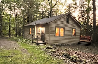2974 Oak Ridge Ln, Phelps, WI 54554