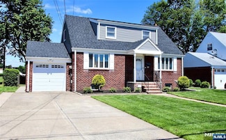 37 Winslow Terrace, Fair Lawn, NJ 07410