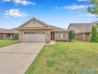 480 E Mossyleaf Dr SW, Huntsville, AL 35824