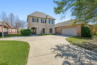 40219 Swan Cir, Gonzales, LA 70737