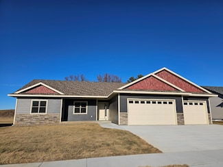 1005 Valley View Dr, Holmen, WI 54636