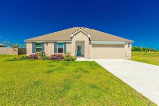 23074 Riverbank St, Vacherie, LA 70090