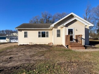 1611 La Crescent St, La Crosse, WI 54603