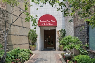 40 E 9th St Unit 1609, Chicago, IL 60605