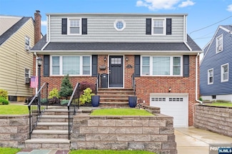 86 Forest St Unit 2, North Arlington, NJ 07031