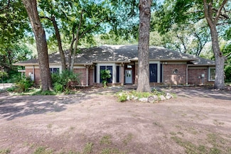 11208 Mason Dr, Lavon, TX 75166