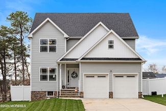 184 5th Ave, Toms River, NJ 08757