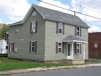 300 Pine St, Punxsutawney, PA 15767