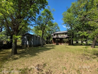 120 Humboldt St, Hayfork, CA 96041
