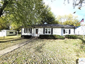 202 W Mulberry St, California, MO 65018