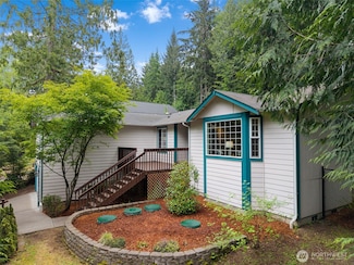 14520 NW Honeyhill Loop, Seabeck, WA 98380