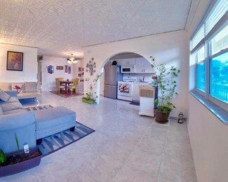 160 NE 203rd Terrace Unit 22, Miami, FL 33179
